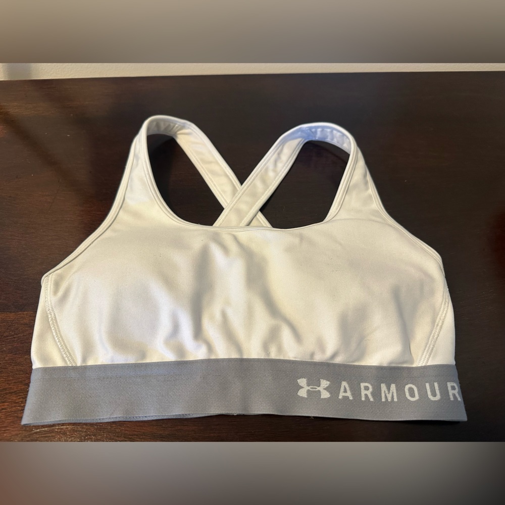 Under Armour mid impact cross back sports bra